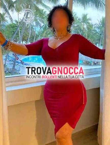 mery 51 anni dolce e irresistibile ti aspetta prelibatezza senza confini sono assolutamente completa e realizzarÒ tutti tuoi desideri ginocchio te ti rilasso miei massaggi e poi ti sorprenderÒ altre sensazionali delizie