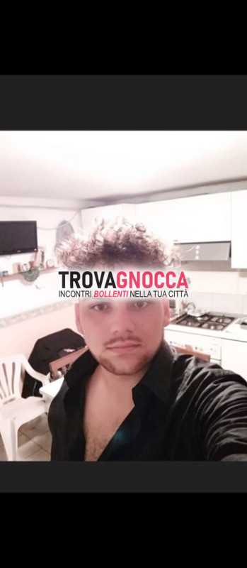 ben dotato soprattutto larghezza non vi fate problemi contattarmi
