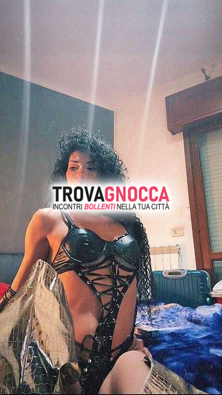 bellissima ragazza cerca avventure car sex nella zona torre angela