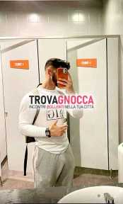 nuovo città 🐷🍆🍑😋💦 
solo generosi😋
mario appena arrivato😋bel ragazzo 23enne🍆 educato discreto pulito versatile mi piace chiavare pure farmi sc