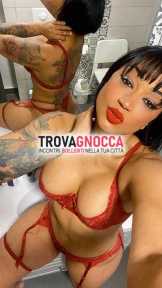 foto reali 💯novitÀ assoluta 💞 gabi👸🏻È bella ragazza caldissima e sensuale👠 hot🔥vagina umita e caldissima 🔥picante 🌶️passionale 😈 vi aspetto giochini e fetish