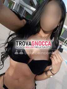 bellissima e gran pompinara💜tutta gustare senza fretta regina pompino😈