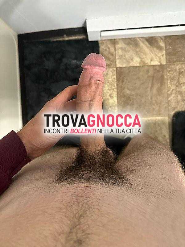 oggi disponibile accogliere coppia o donna chiunque fosse interessato puÒ contattarmi tramite whatsapp