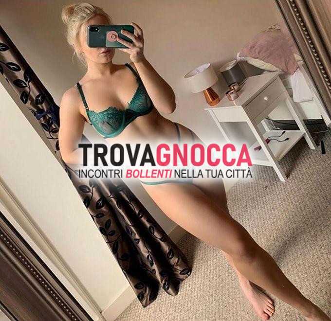 montevarchi arezzo appena arrivata ❤ porcelina ❤️ è un'affascinante donna sensuale e intrigante ❤️ pronta essere scoperta e chiavare senza fretta 💋.