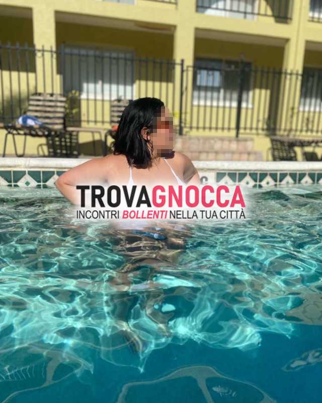 quinta seno culo sodo bella donna sensuale civitanova
