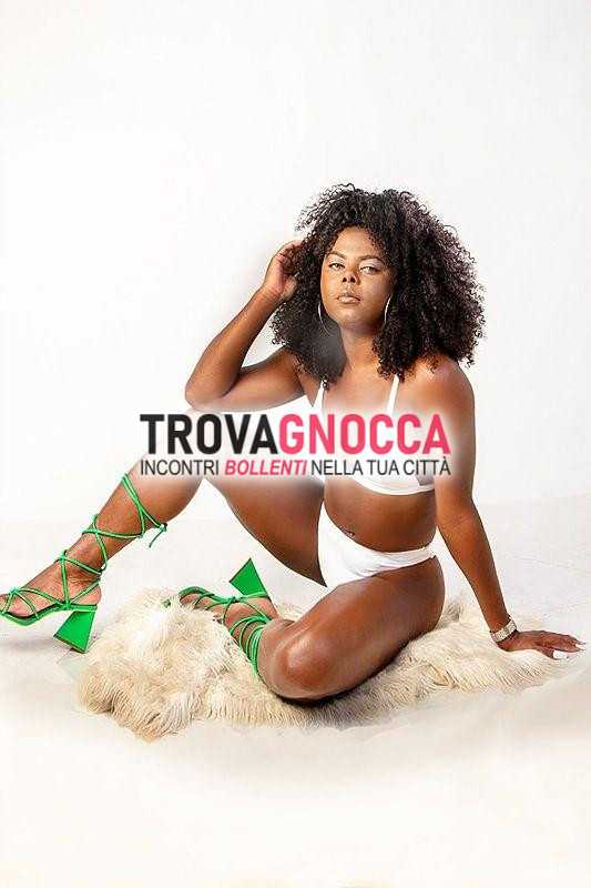 appena arrivata citta🔥piccola 21 aanni bellissima bomba sexy piu troiacon transessuale 🏳️‍⚧️