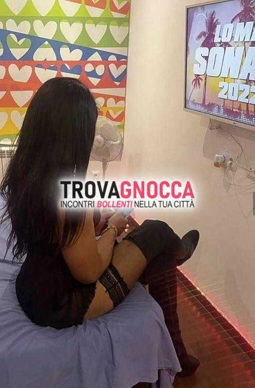 arrivata vanessa corso garibaldi super transessuale dotatissima e assai porca