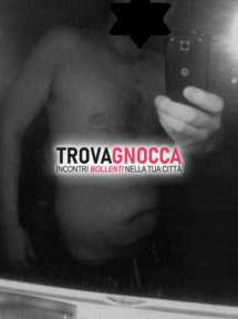 uomo 49anni campano - cerco donna molto riservata x complicità gioco riservato