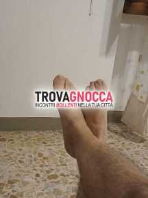piedi adorare