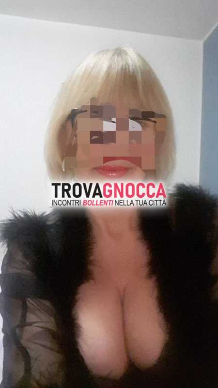 marina dolce e affascinante compagnia