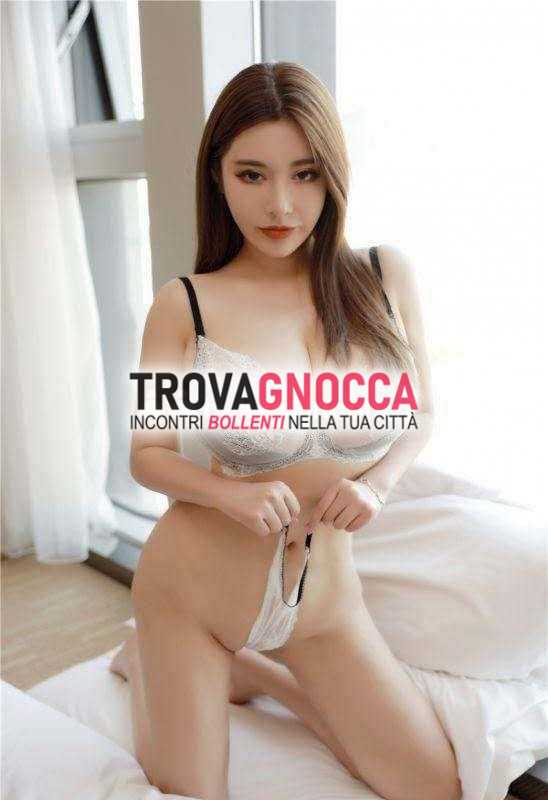 oggi nuova arrivata ieesesistibile orientale dolce miele e ardente fuoco assolutamente irresistibile.