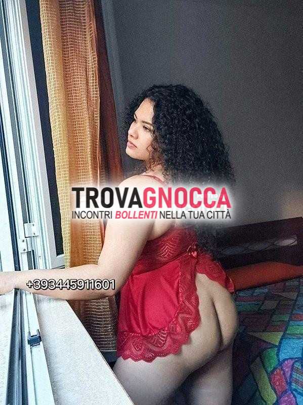 novitÀ torre greco prima volta stella fantastica ragazza brasiliana curvy foto 100 reali