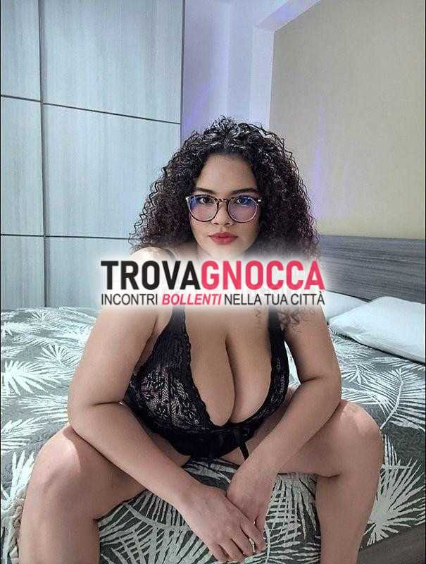 novitÀ torre greco prima volta stella fantastica ragazza brasiliana curvy foto 100 reali