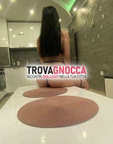 app disponibile💞💚😋 sesso sensuale e passionale godiamo insieme fantastico '69 coccole 👑 e pompini caldi vivi venuta libera🔥 sul corpo