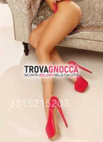 appena arrivata 💚 vivi doccia insieme me 💜 non sono professionista 🧡💚 italiana alto livello 💜💚🧡 perfetta chi ama lato b 🍒