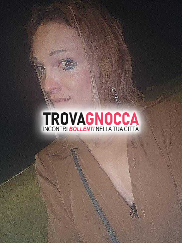 attraente e disponibile sono ostia