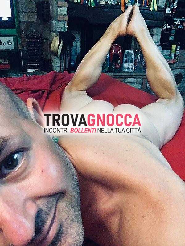 passivo cerca maschio attivo anche coppie gia' formate
