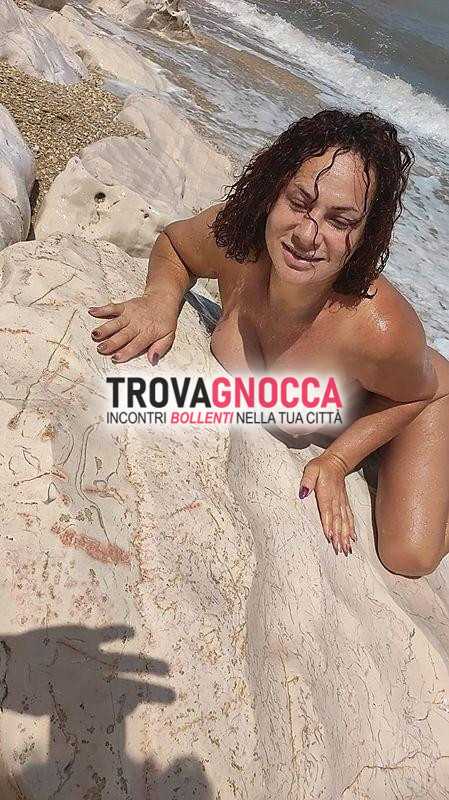 fantastica transessuale mohanna pronta regalarti attimi nelle tue fantasie piÙ audaci non mancare un'esperienza indimenticabile ap