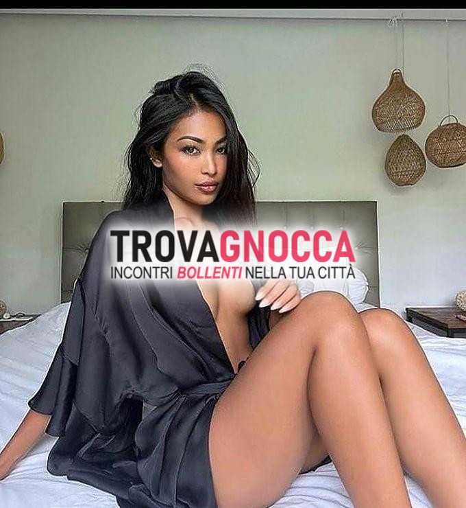nuova ed eccitante experienza bella tremendamente sexy vera maialina bocca calda e gola profonda. tua perfetta amante prima volta indimenticabile.