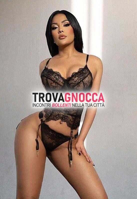 🌜🌞🌛laura modella irresistibile sorrento è pronta farti vivere momenti pura passione 👄🫦