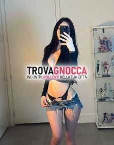 passionale e disponibile emozionanti sessioni chat o videochiamata dominazione e umiliazione sono sempre gradite. solo chi conosce già
