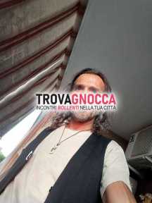 giovane gigolò super sexy