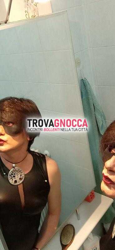 isabella vera mora romagnola che non sa fare cappelletti ma solo capolavori attiva e passiva quindi non sono donna disponibile strap on richiesta