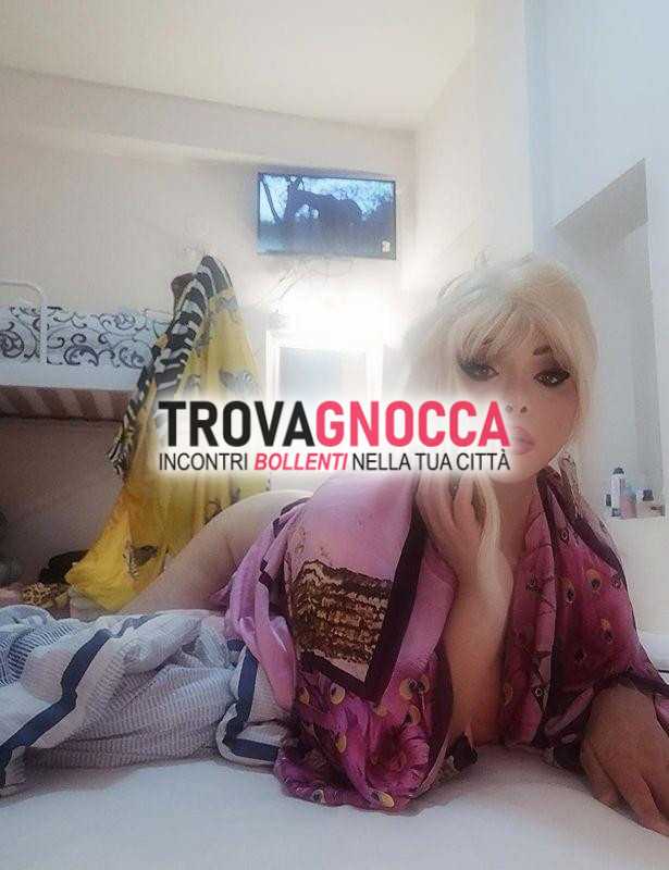 sabrina 69 pompadur