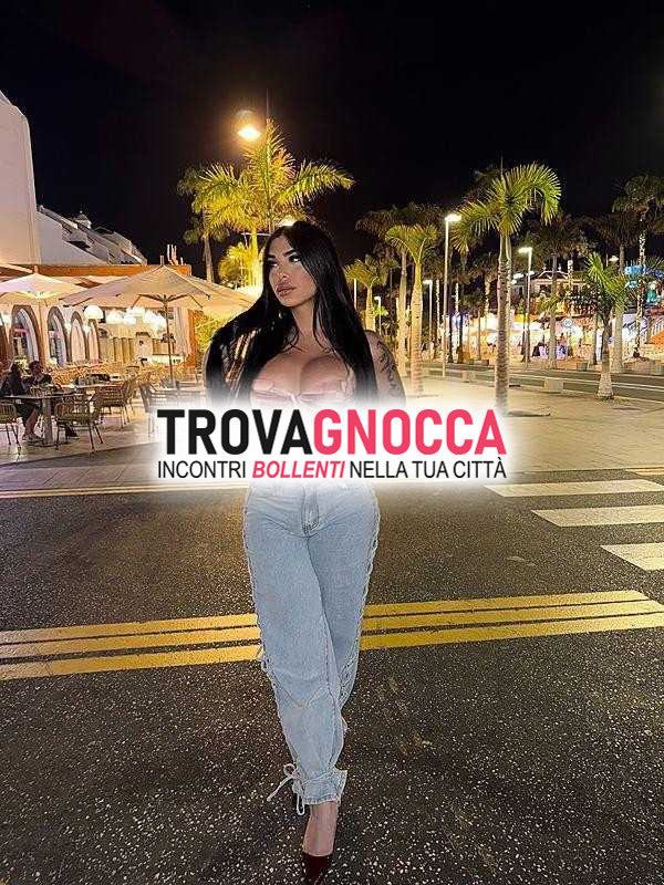 ospito e raggiungo prima volta napoletana⛔️completa🔥 ragazza sensuale e affascinante perfetta amante dei preliminari‼️ foto verificate💯