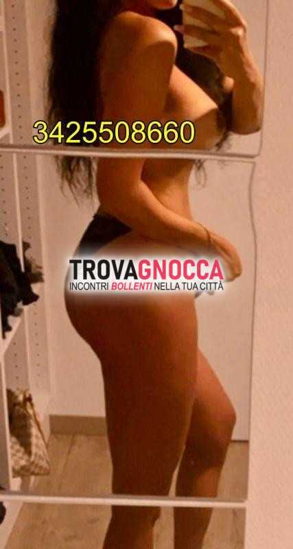 lignano kendal È disponibile offrire mia compagnia sarÀ momento indimenticabile. mia grazia e mia attenzione sono porca pronta soddisfare tue fantasie.