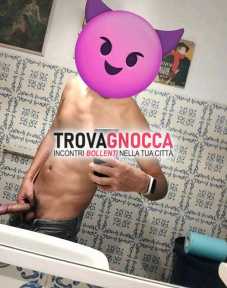 😈🍆🔥firenze nuovo giovane toro attivo dotato 20cm🔥😈🍆