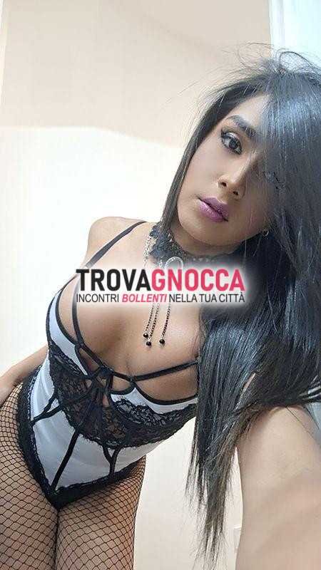 ciao sono zara ragazza transessuale incantevole appena arrivata nel tuo paese. adoro feste bdsm e tutti tipi fetish sarei felice partecipare trio piccante. chiamami sarÓ tua compagna ideale