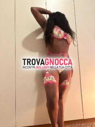 sandra 🥰 fresca e affascinante ragazza colombiana 🇨🇴 È pronta ad accoglierti ogni giorno satisfare tutti tuoi desideri foto autentiche garantite 100