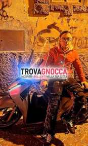 uomo super desideroso sempre disponibile momenti intensi e piacevoli.