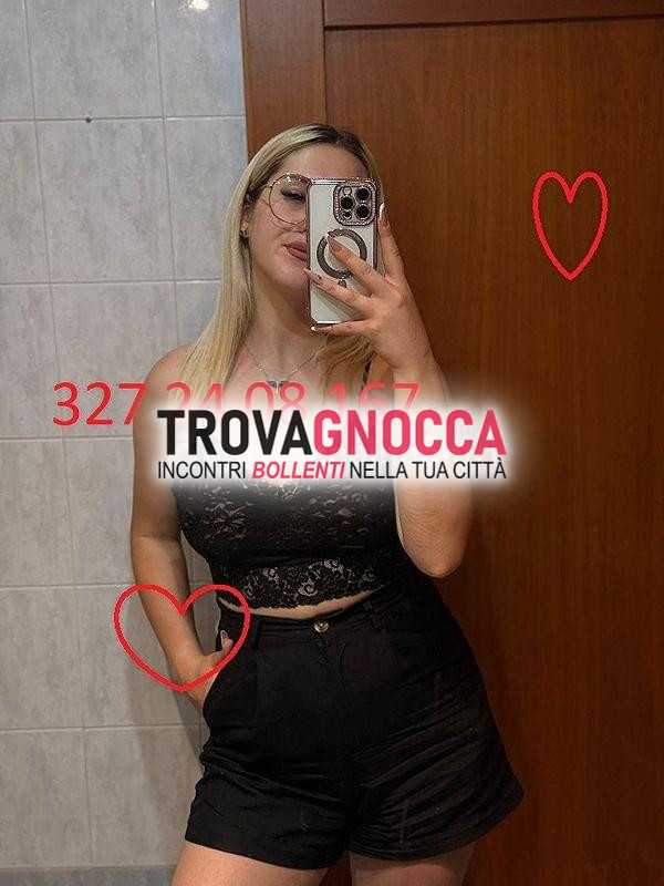 🍒alessandra È qui prima volta cittÀ un'assoluta novitÀ.😈 diavoletta sexy e bellissima. ti attende ambiente riservato foto