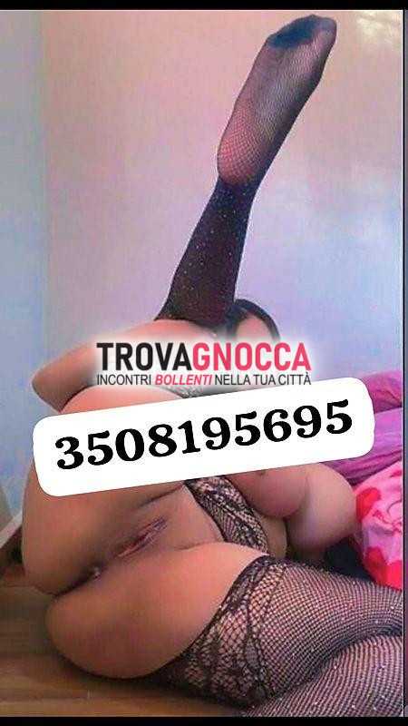 prima volta zoccoletta colombiana 🍒 adoro ciucciare 🍭 mia calda bocca mentre mi divertono leccate gran pompinara bel cul