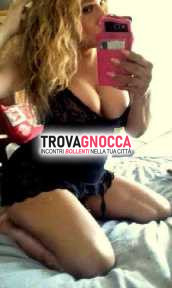 new💋novita🍓new incantevole bionda formosa offre massaggi relax erotici straponti piena attenzione ai piedi foto💯x💯 reali new💋novita🍓new incantevole bionda formosa offre massaggi relax erotici straponti piena attenzione ai piedi foto💯x💯 reali