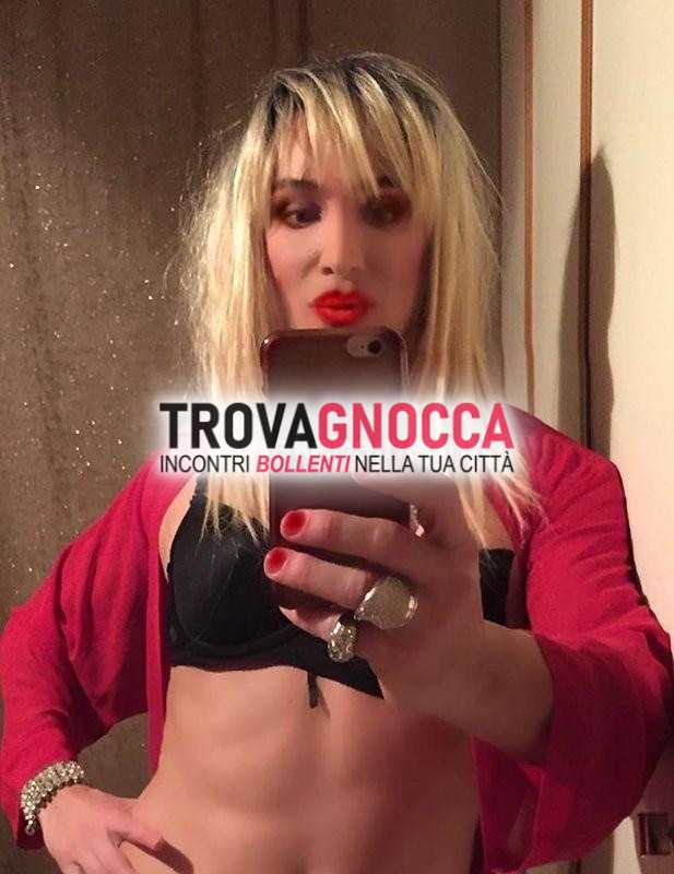 massaggio sensuale e altro trav molto femminile