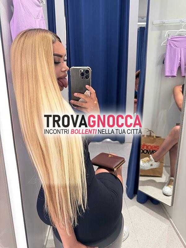 bambola esotica super straordinaria