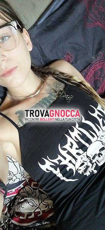 🌻✨in auto ma posto riservato✨🌻 studentessa italiana 26 anni. davvero dolce bocca sogno è impossibile resistere