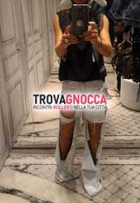 👫👫solo chi ospita. coppia trasgressiva pronta farvi vivere momenti indimenticabili👅👅
