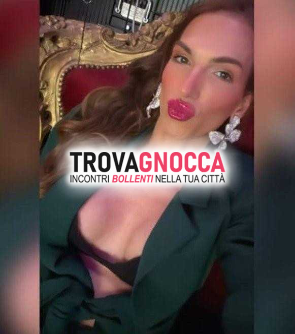 a napoli top transessuale roberta È appena arrivata cittÀ pronta offrire momenti indimenticabili. molto porcellina