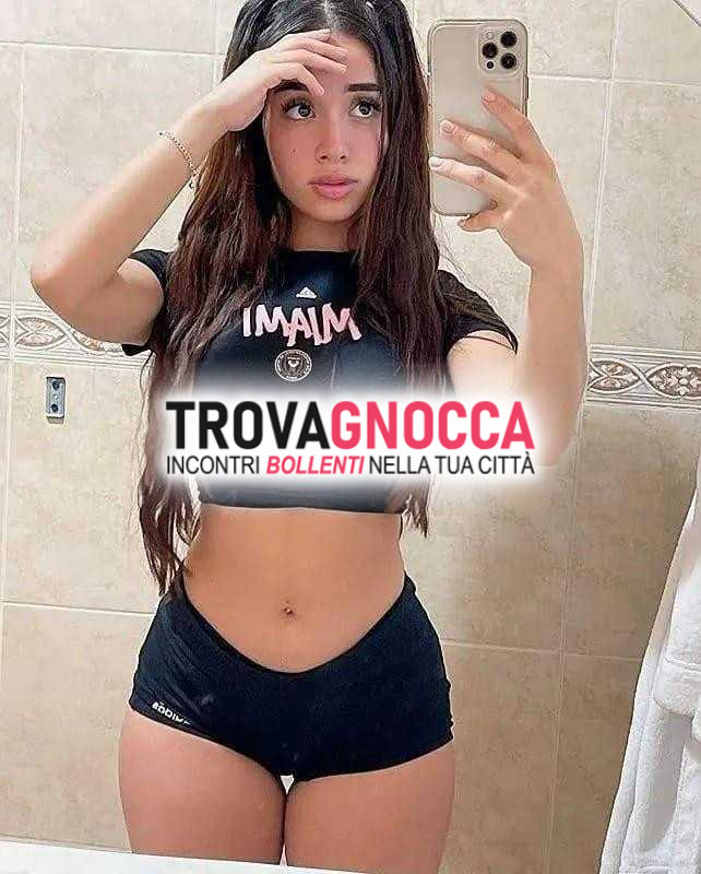 pescara vicino alla stazione🚝🇨🇴👅 siamo due ragazze pronte tutto ci troviamo nella bella cittÀ pescara pronti farvi vivere quella fantasia essere l'amore notte indimenticabile.