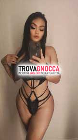 👀sono tr4.nzz 👀m0lt0 passiv4 latina radici asiatiche 🍑 sono versatile e offro esperienze 69 - orale naturale baci passionali.