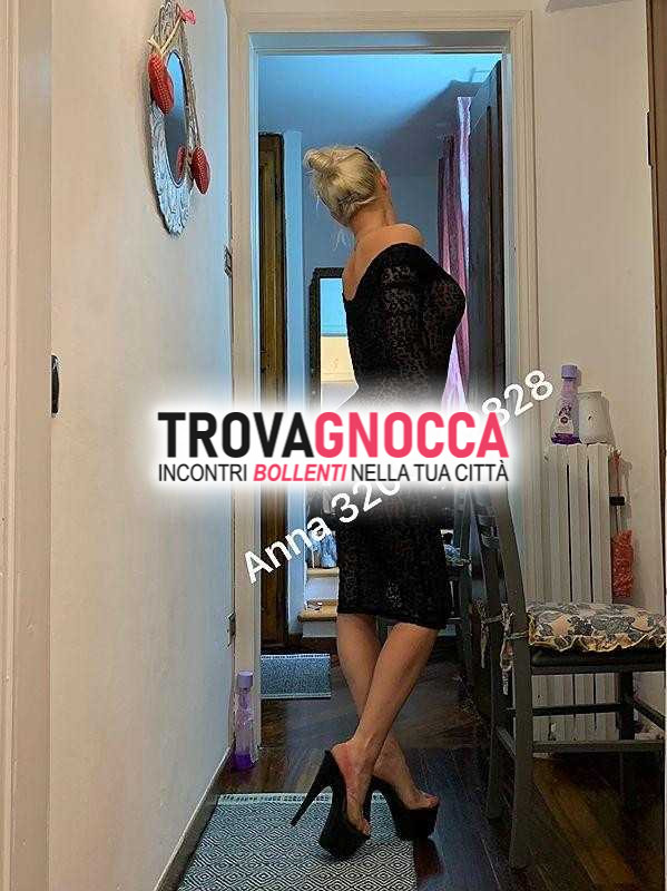 anna —— bella troia desiderio c …. preliminare super caldissimo