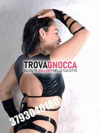 prima volta rende marisa colombiana ❤😘 ragazza fisico statuario seno naturale. se sei un'amante delle spagnole senza limiti non puoi perderti questa occasione sensualitÀ e calore ti aspettano