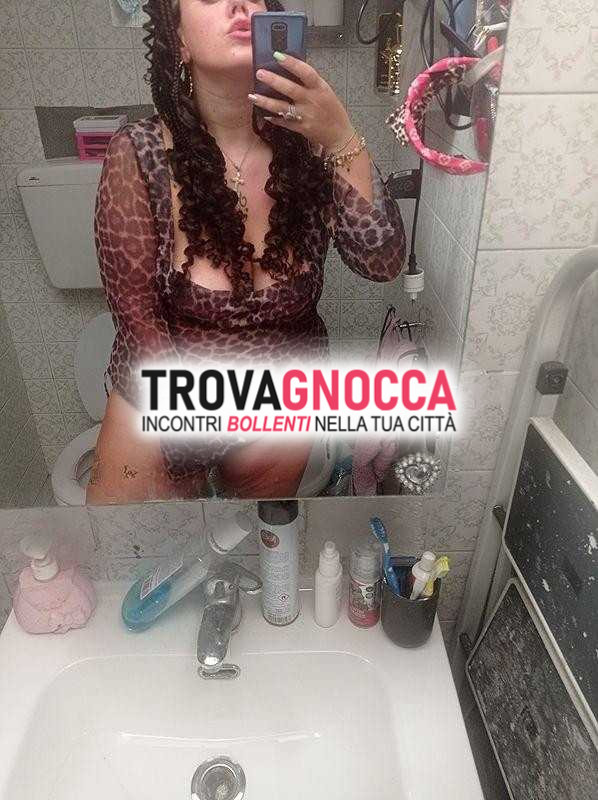 incredibile bellezza curvy italiana disponibile momenti piacere orale scoperto fino alla fine urlo 💦💦