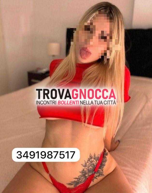 incredibile pompinara naturale piccante pepe rosso 🌶️ 🌋 vulcanica e seducente 😈 giovane sensuale e provocatrice. suo corpo È caldo e sexy