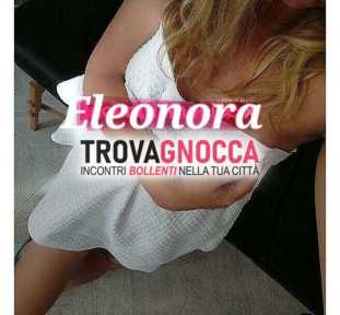 bionda piccante offre massaggi rilassanti e sensuali bionda piccante offre massaggi rilassanti e sensuali