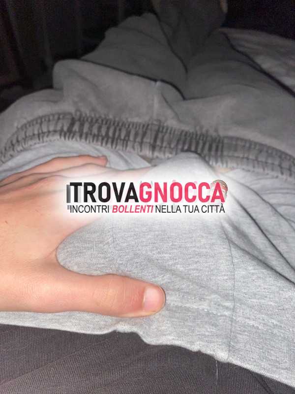 giovanissimo ragazzo versatile